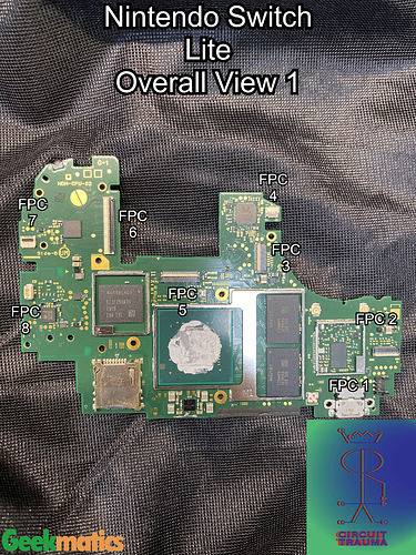 Nintendo_Switch_Lite_Overall_View_1_Edited
