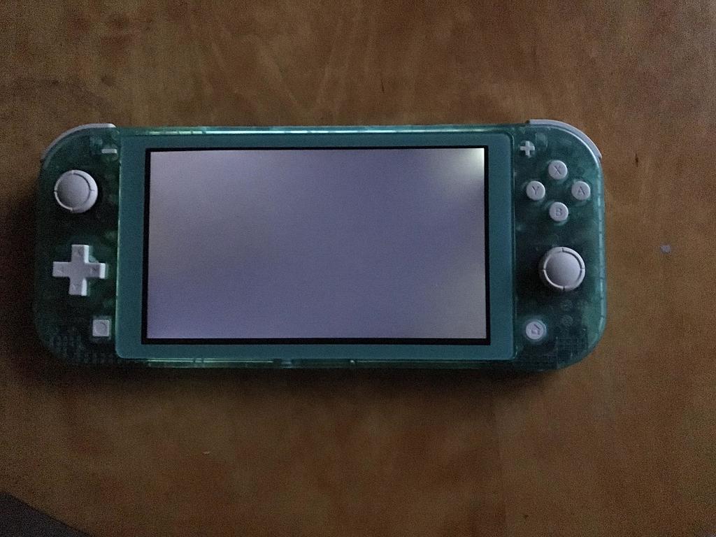 ニンテンドースイッチライト、ブラック